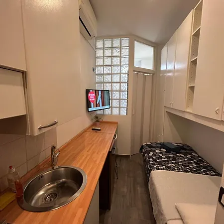 In Zona Loreto Vicino Metro Mm1 E Mm2 - Lippino Apartment *